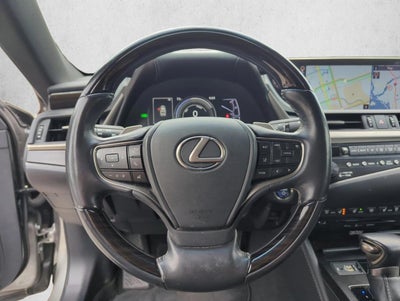 2019 Lexus ES 300h Luxury FWD