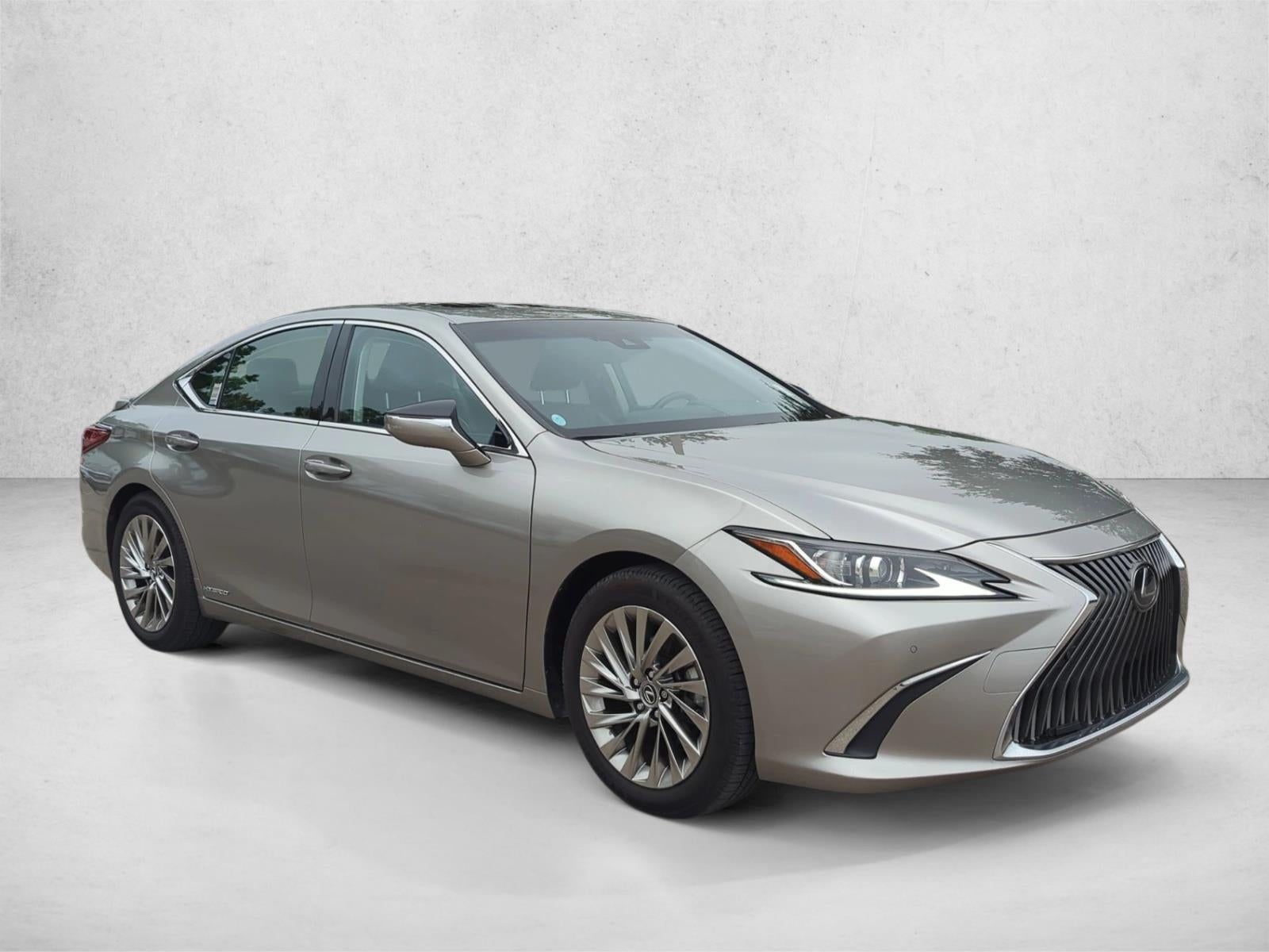2019 Lexus ES 300h Luxury FWD