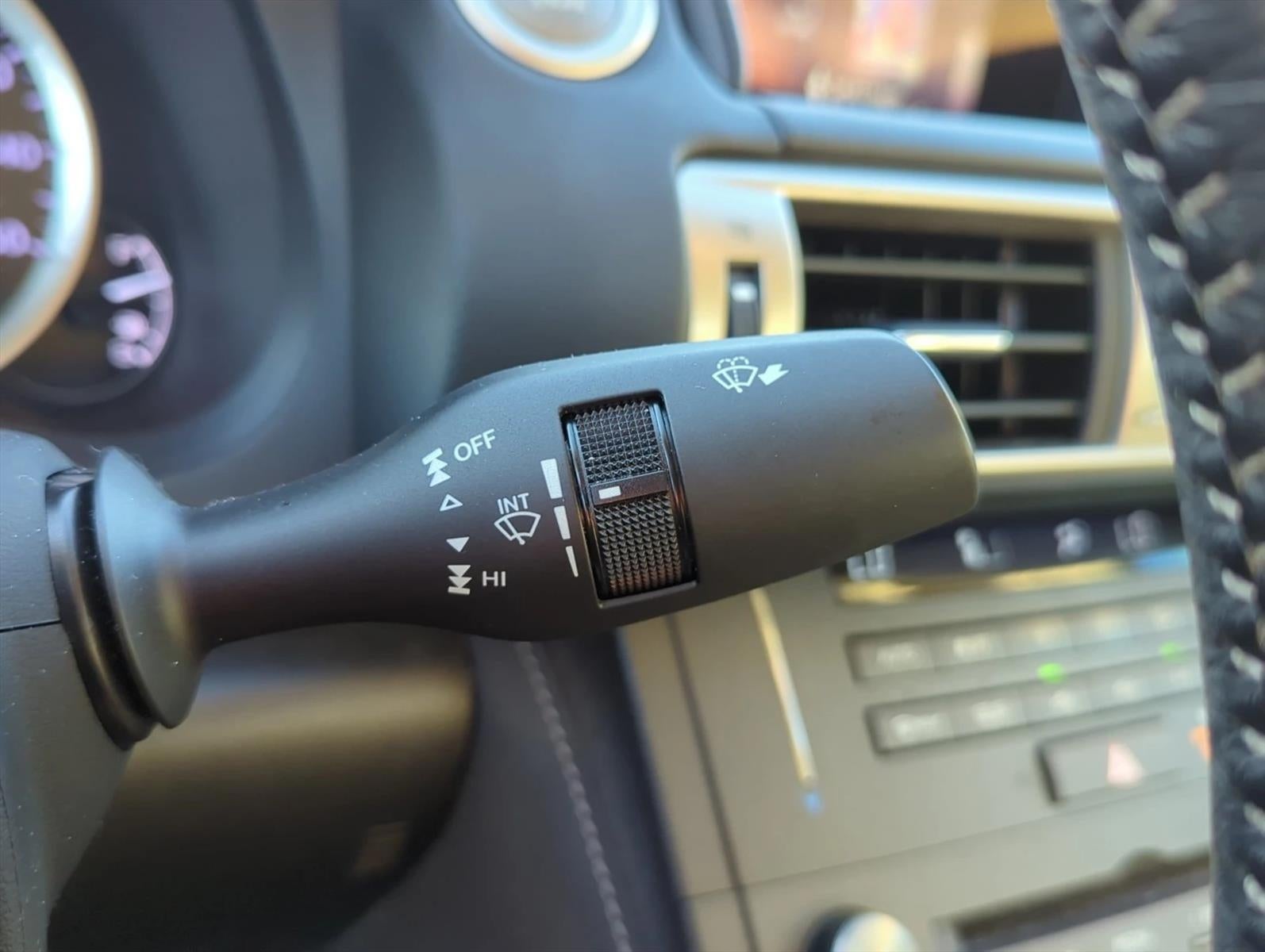 2016 Lexus IS Turbo 4dr Sdn