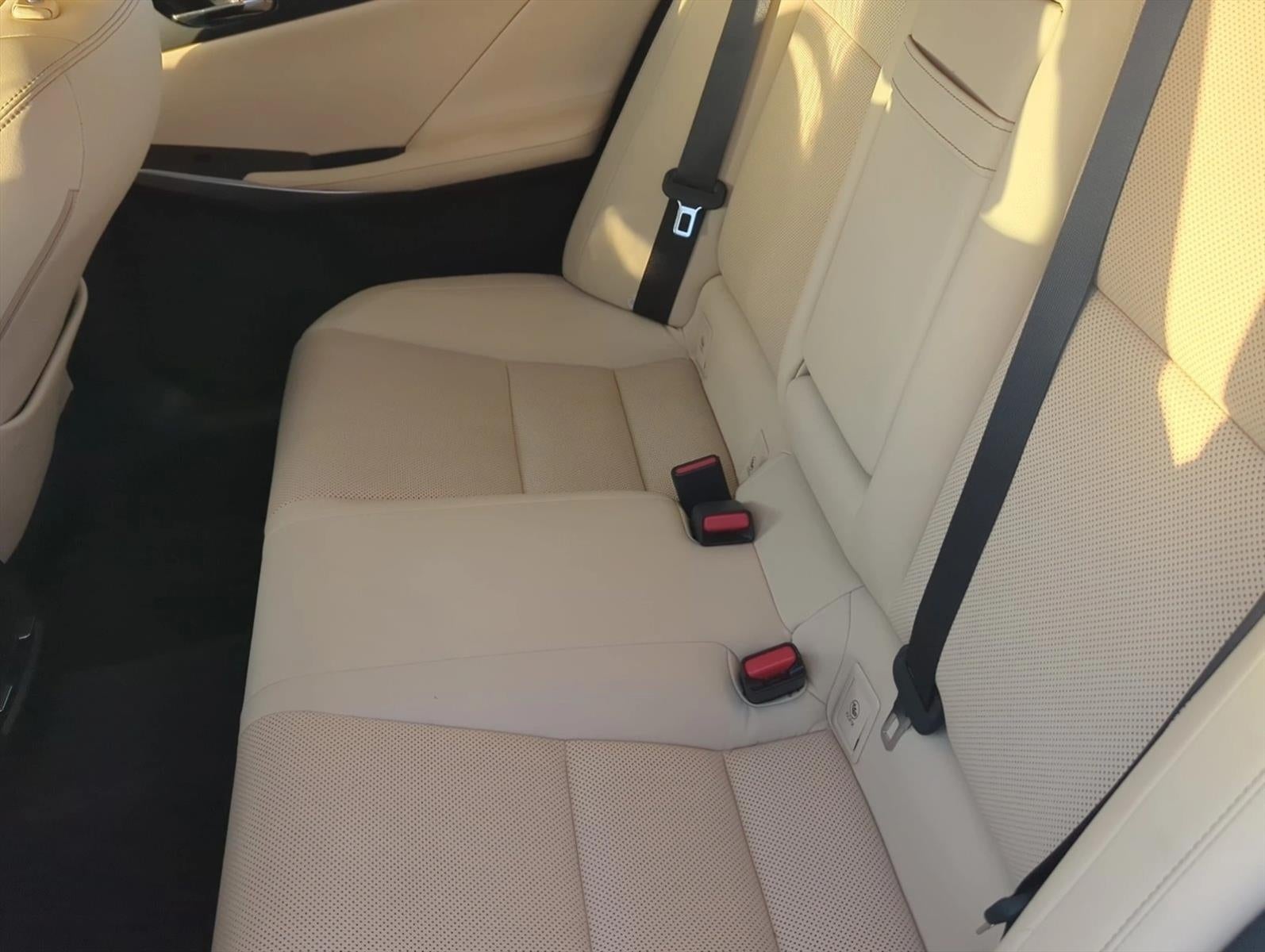 2016 Lexus IS Turbo 4dr Sdn