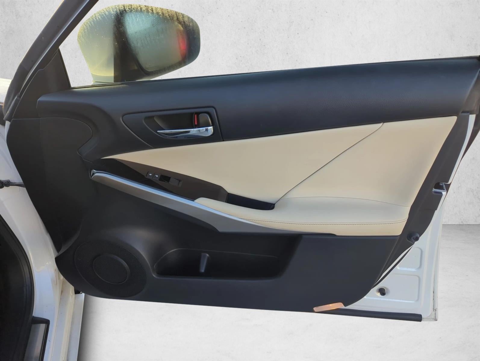 2016 Lexus IS Turbo 4dr Sdn