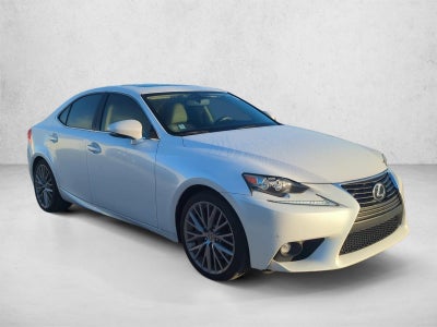 2016 Lexus IS Turbo 4dr Sdn