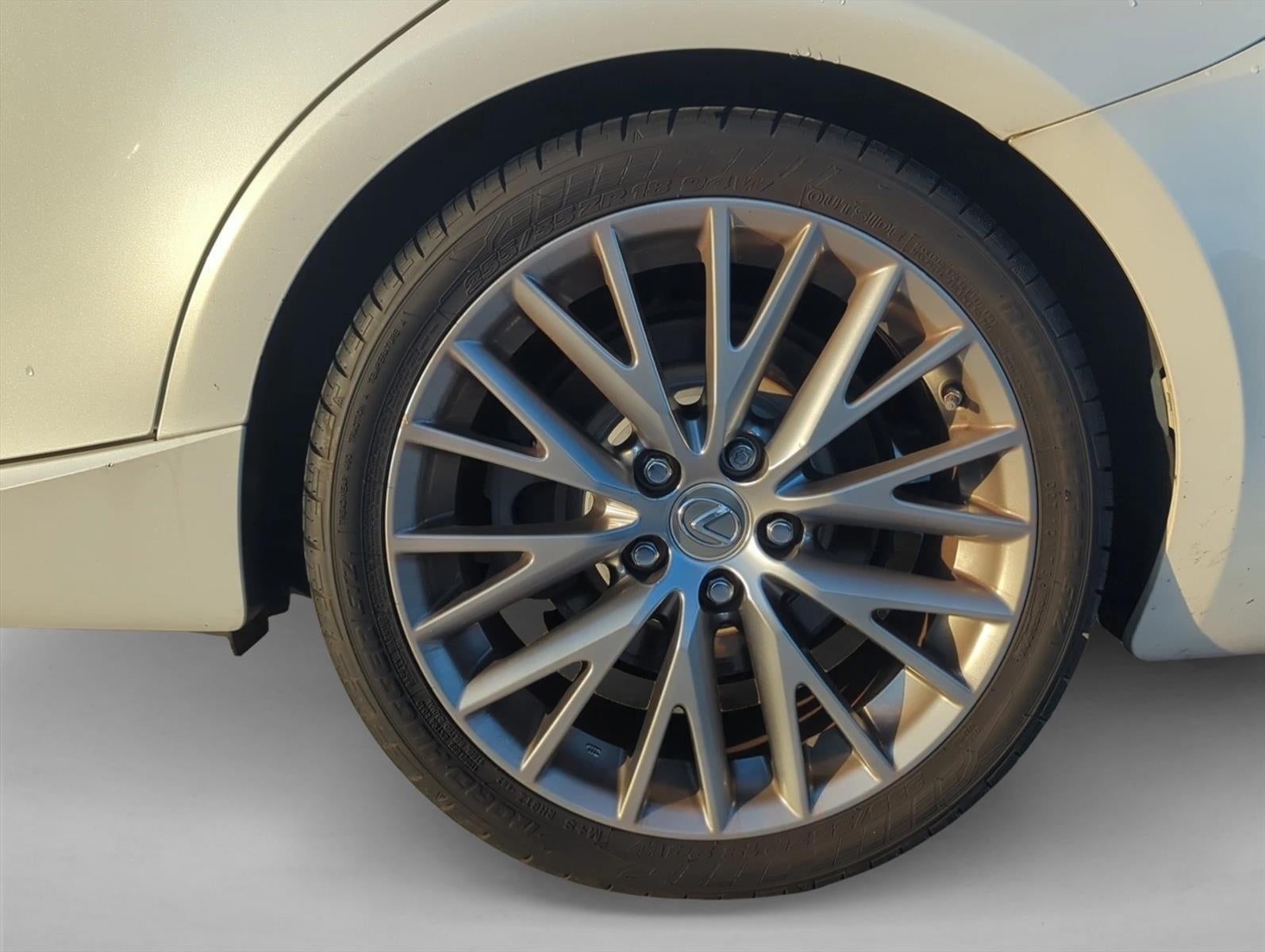 2016 Lexus IS Turbo 4dr Sdn