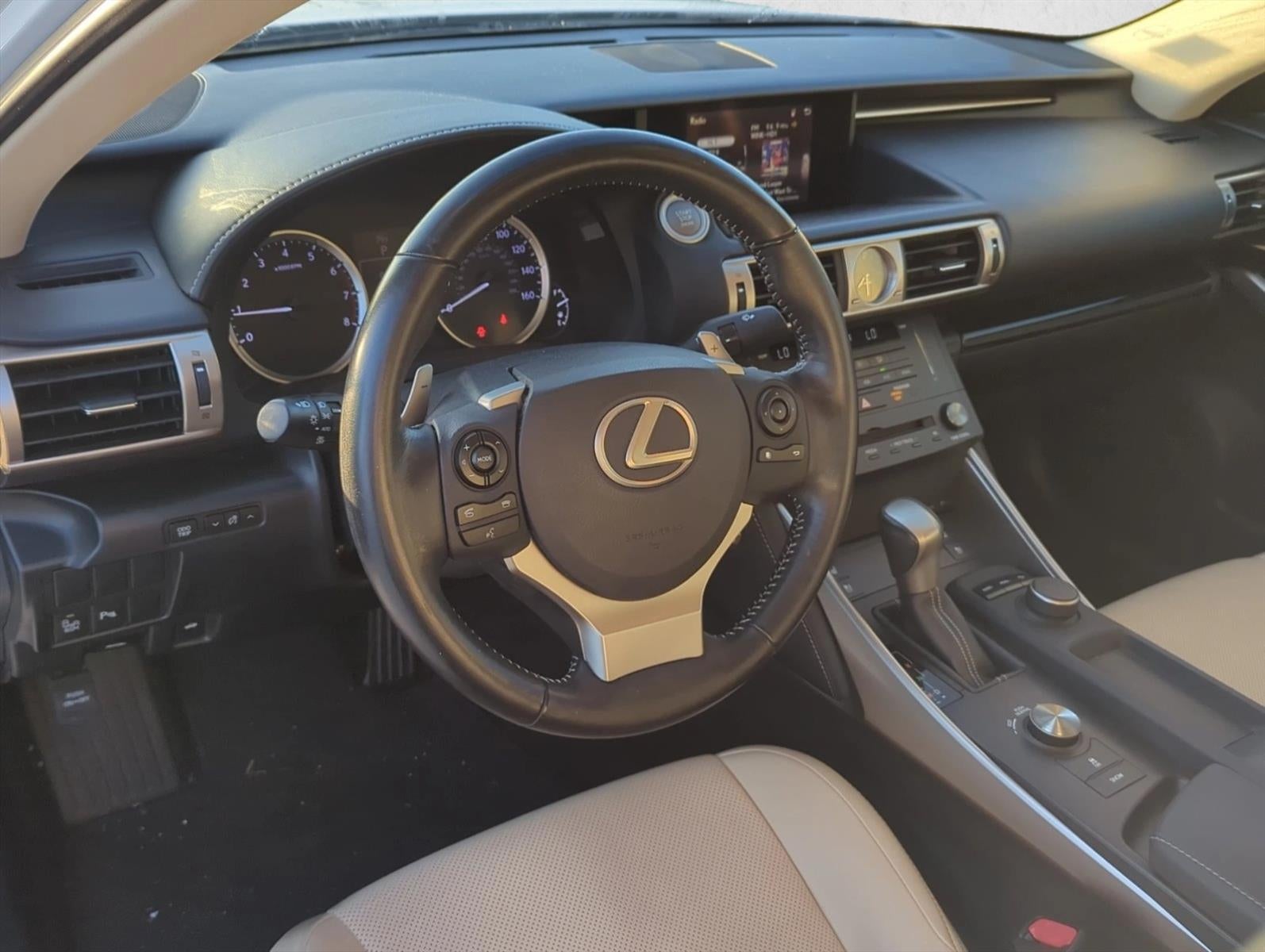 2016 Lexus IS Turbo 4dr Sdn