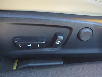 2016 Lexus IS Turbo 4dr Sdn