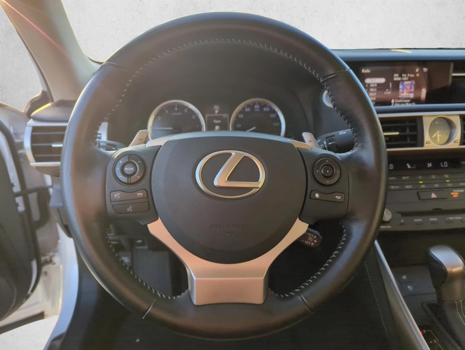 2016 Lexus IS Turbo 4dr Sdn