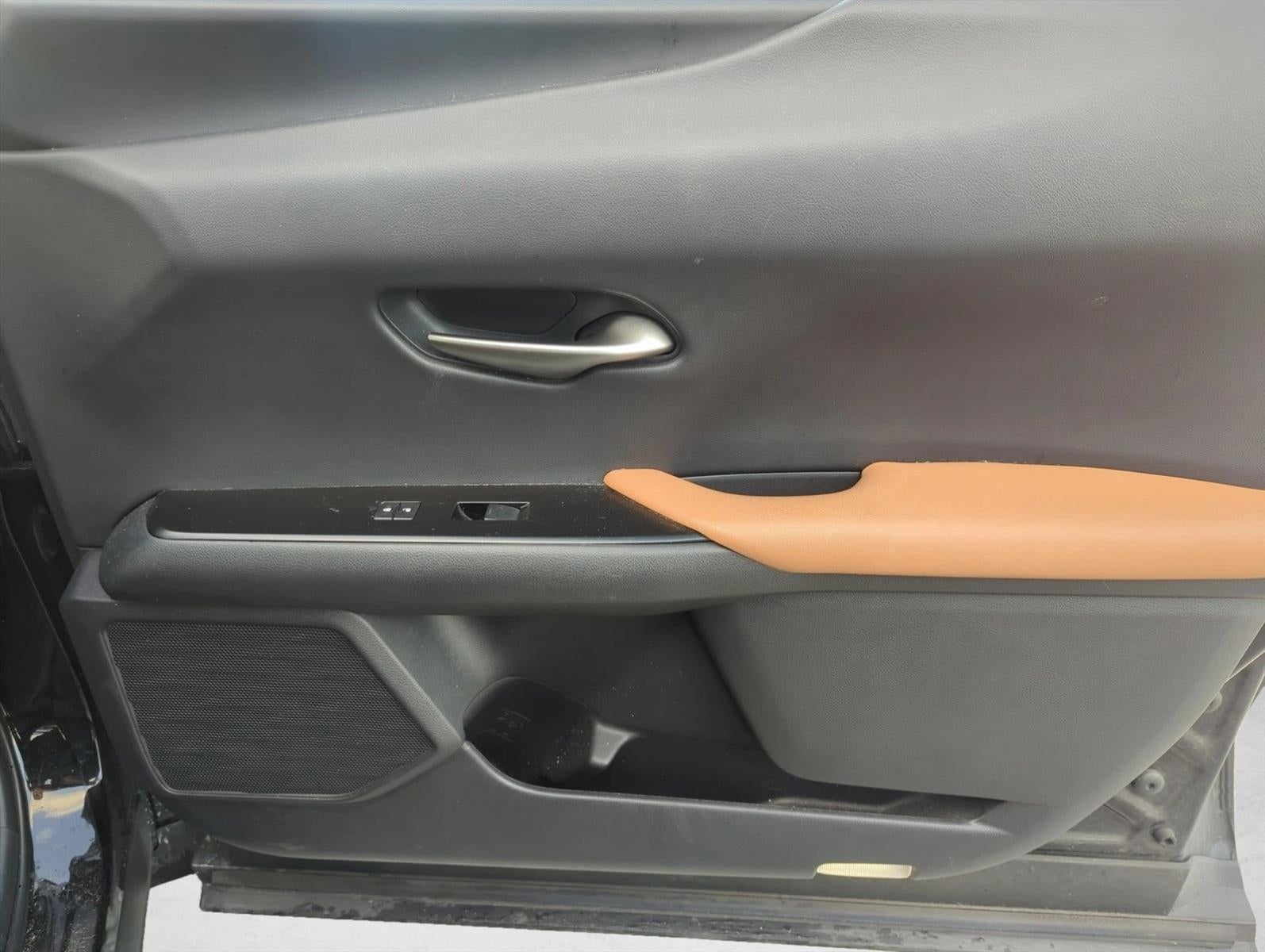 2020 Lexus UX 200 FWD