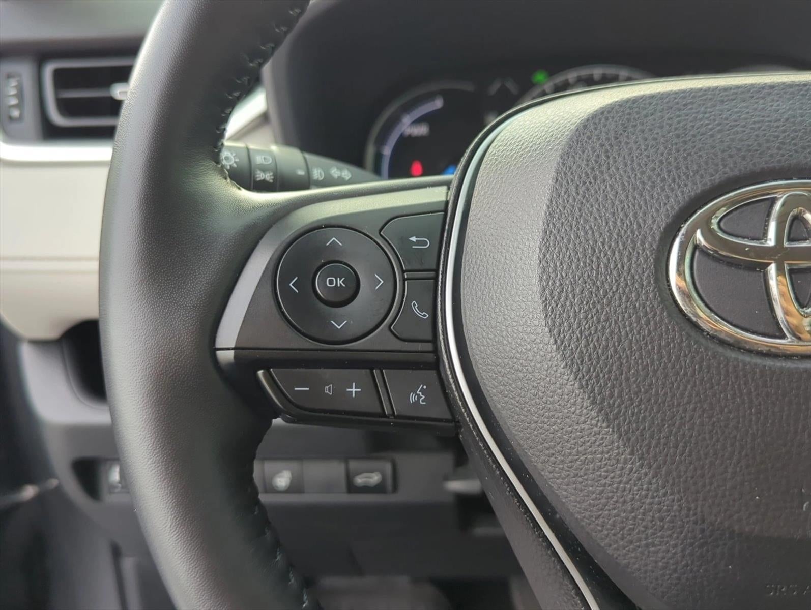 2023 Toyota RAV4 Hybrid XLE Premium AWD (Natl)