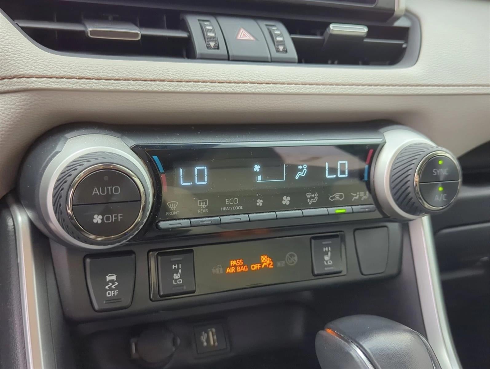 2023 Toyota RAV4 Hybrid XLE Premium AWD (Natl)