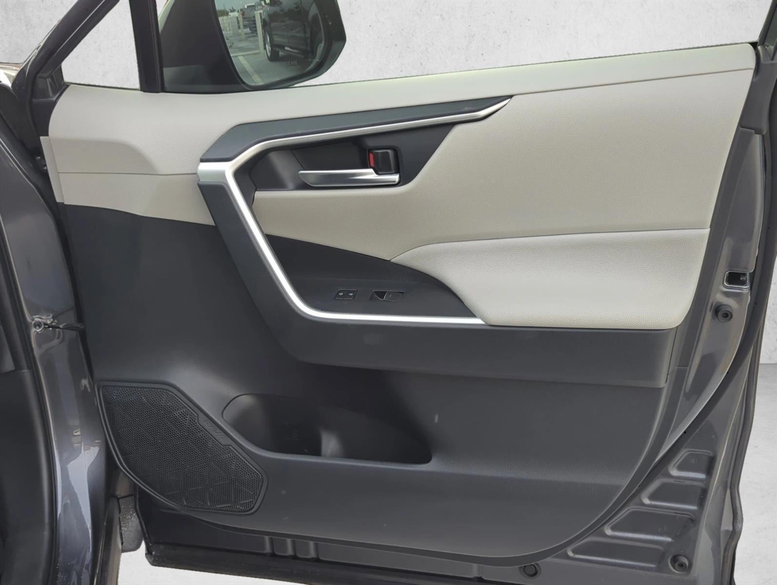 2023 Toyota RAV4 Hybrid XLE Premium AWD (Natl)
