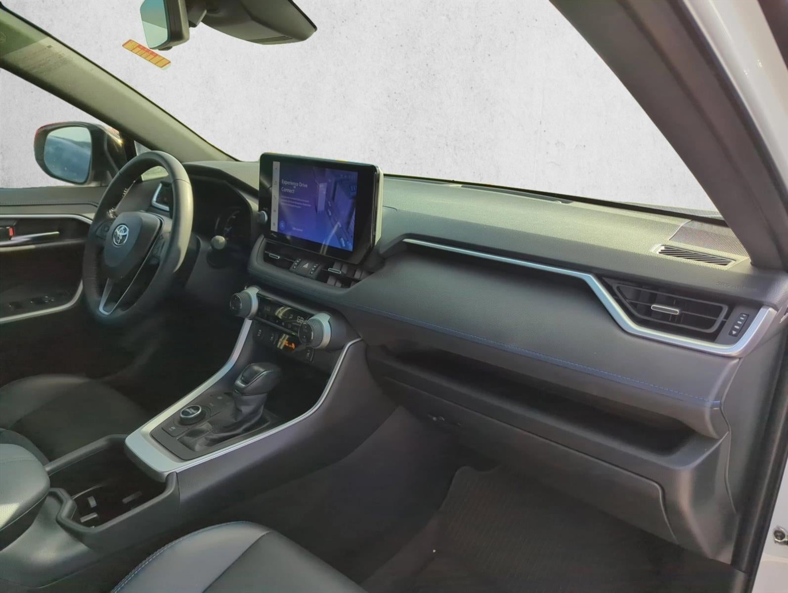 2025 Toyota RAV4 Hybrid XSE AWD (Natl)