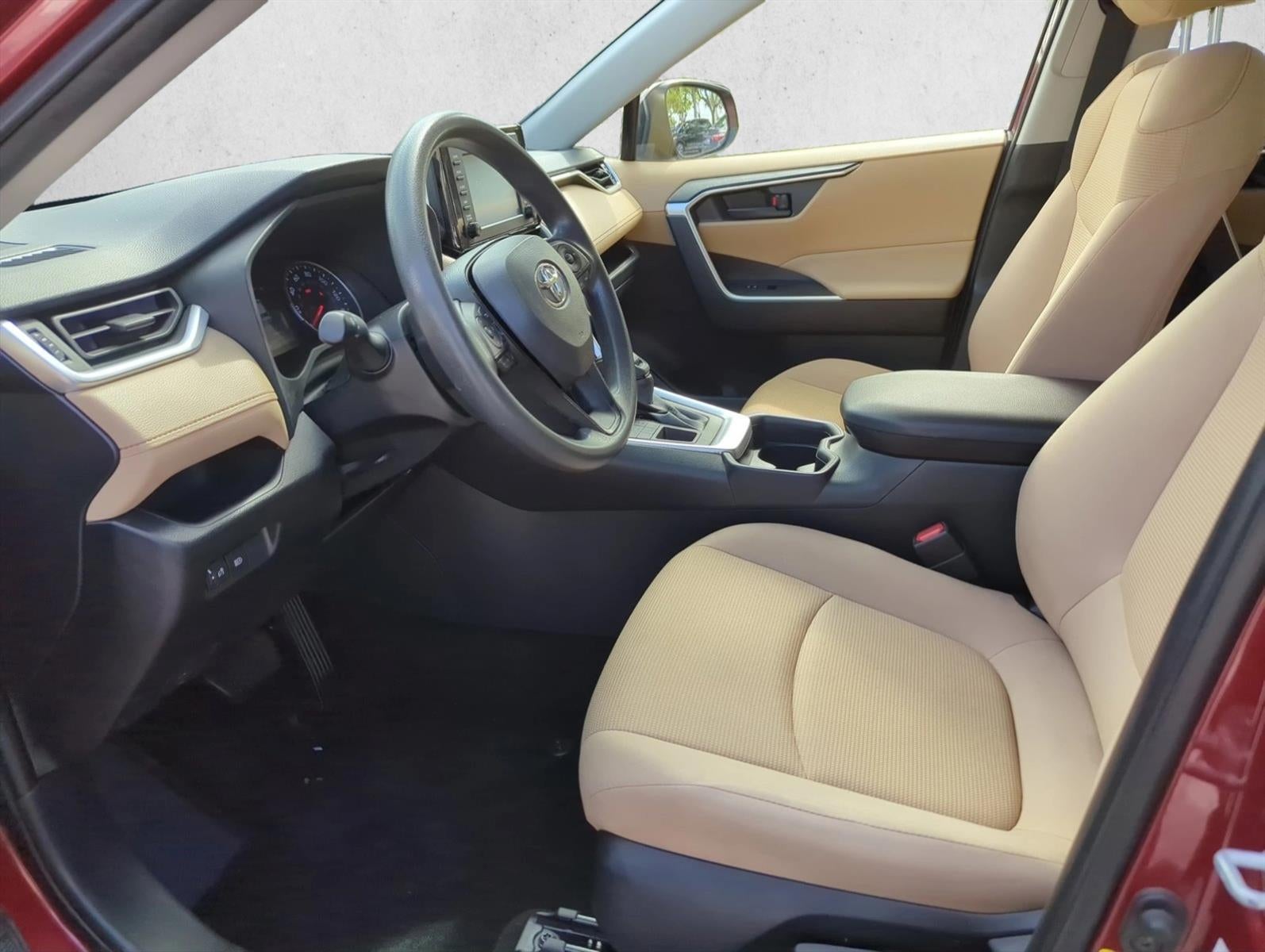 2019 Toyota RAV4 LE AWD (Natl)