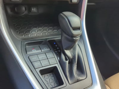 2019 Toyota RAV4 LE AWD (Natl)