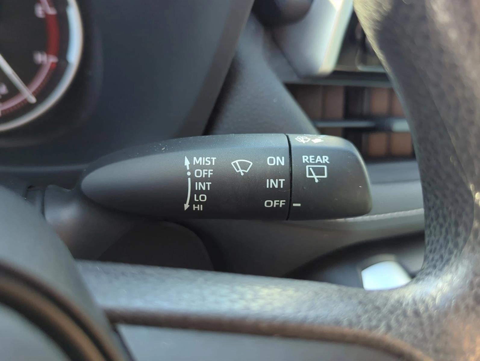 2023 Toyota RAV4 LE FWD (GS)