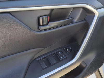2023 Toyota RAV4 LE FWD (GS)