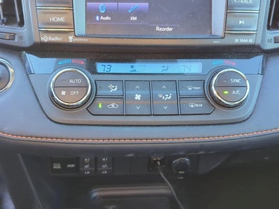 2017 Toyota RAV4 SE FWD (Natl)