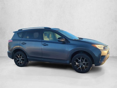 2017 Toyota RAV4 SE FWD (Natl)
