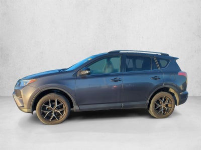 2017 Toyota RAV4 SE FWD (Natl)