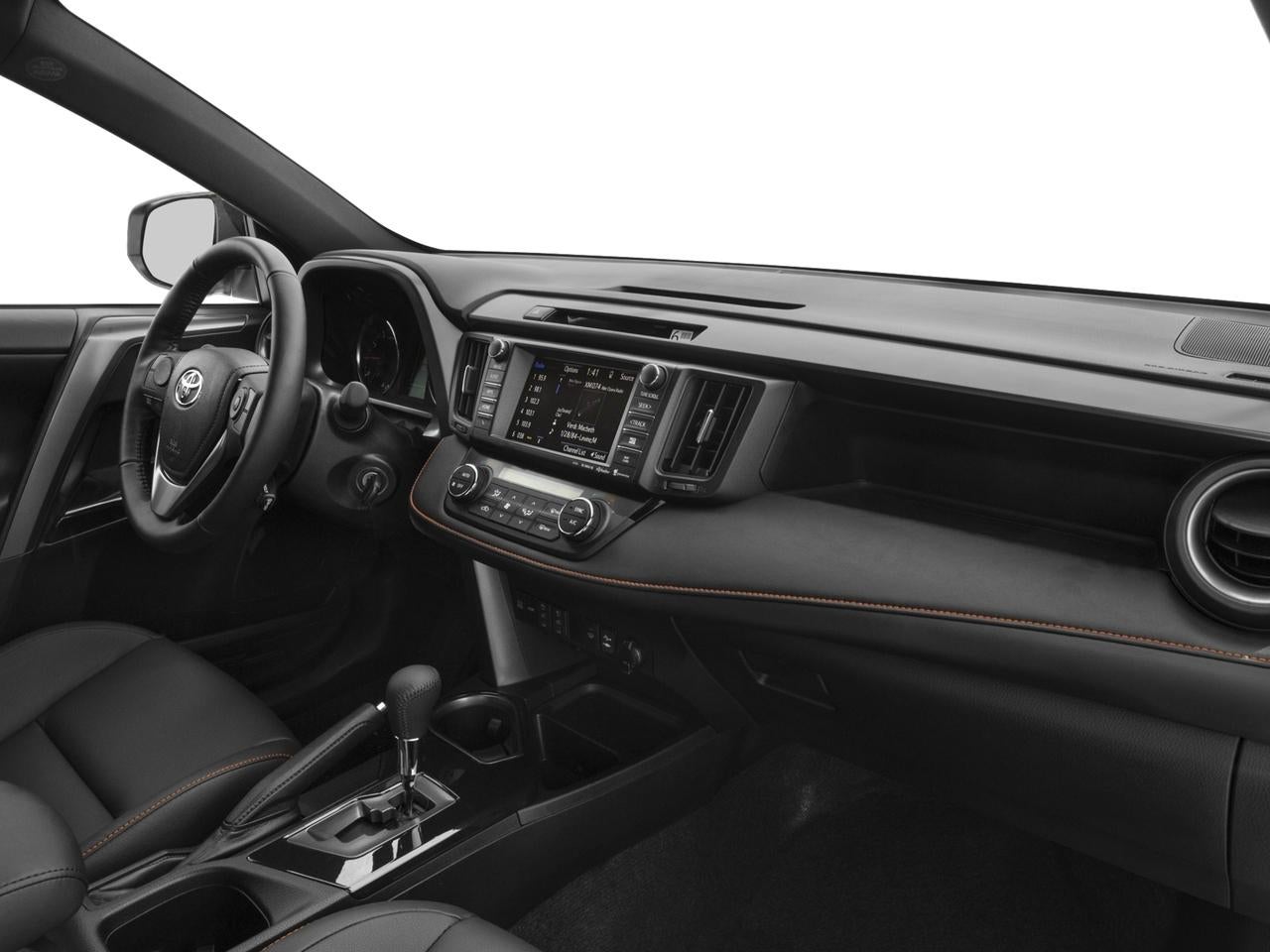 2017 Toyota RAV4 SE FWD (Natl)