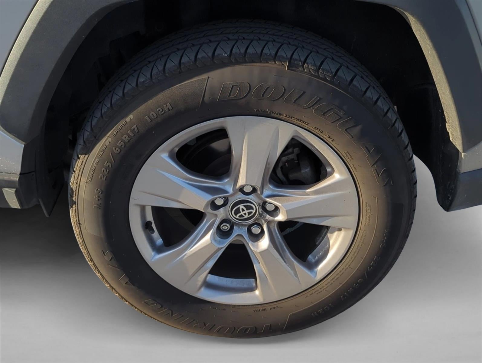 2022 Toyota RAV4 Hybrid XLE AWD (Natl)