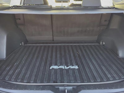 2022 Toyota RAV4 Hybrid XLE AWD (Natl)