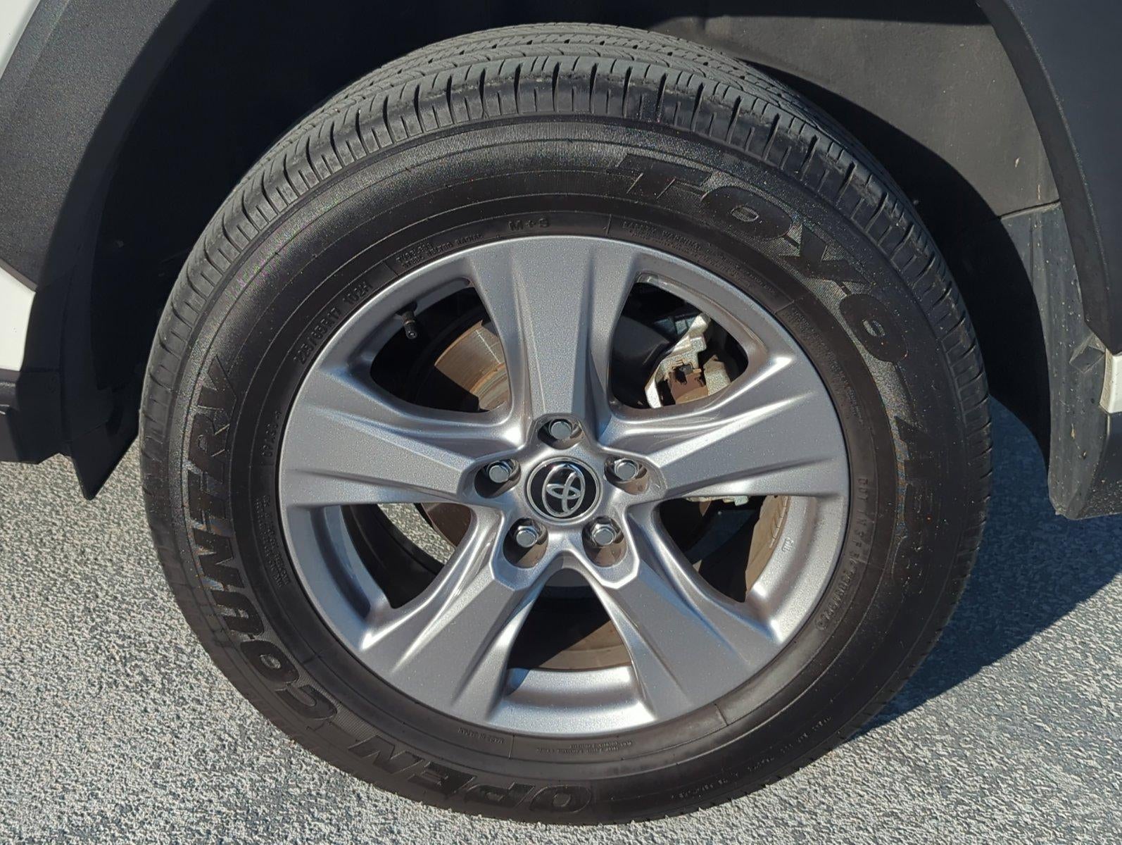 2025 Toyota RAV4 Hybrid XLE AWD (Natl)