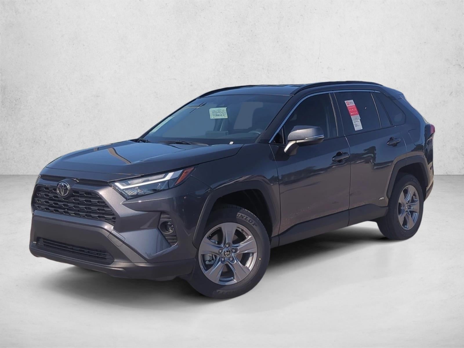2025 Toyota RAV4 Hybrid XLE AWD (Natl)