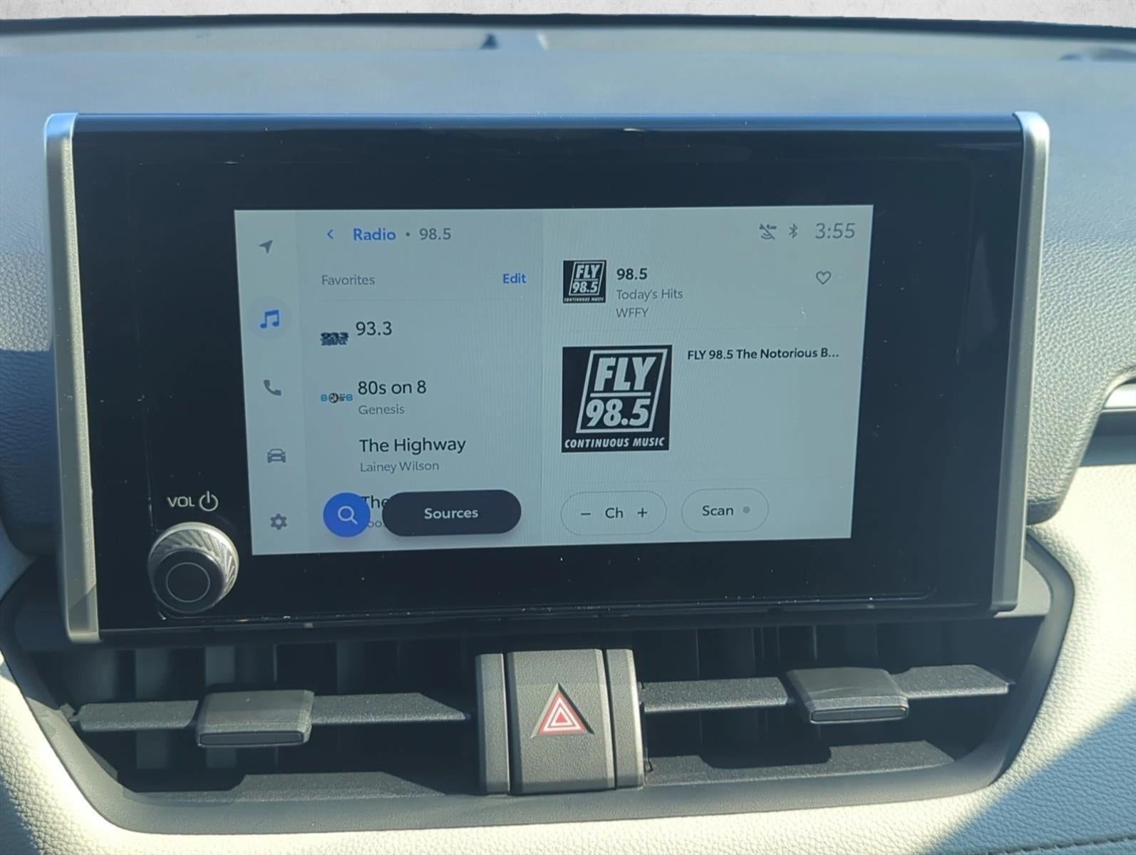 2025 Toyota RAV4 Hybrid XLE AWD (Natl)