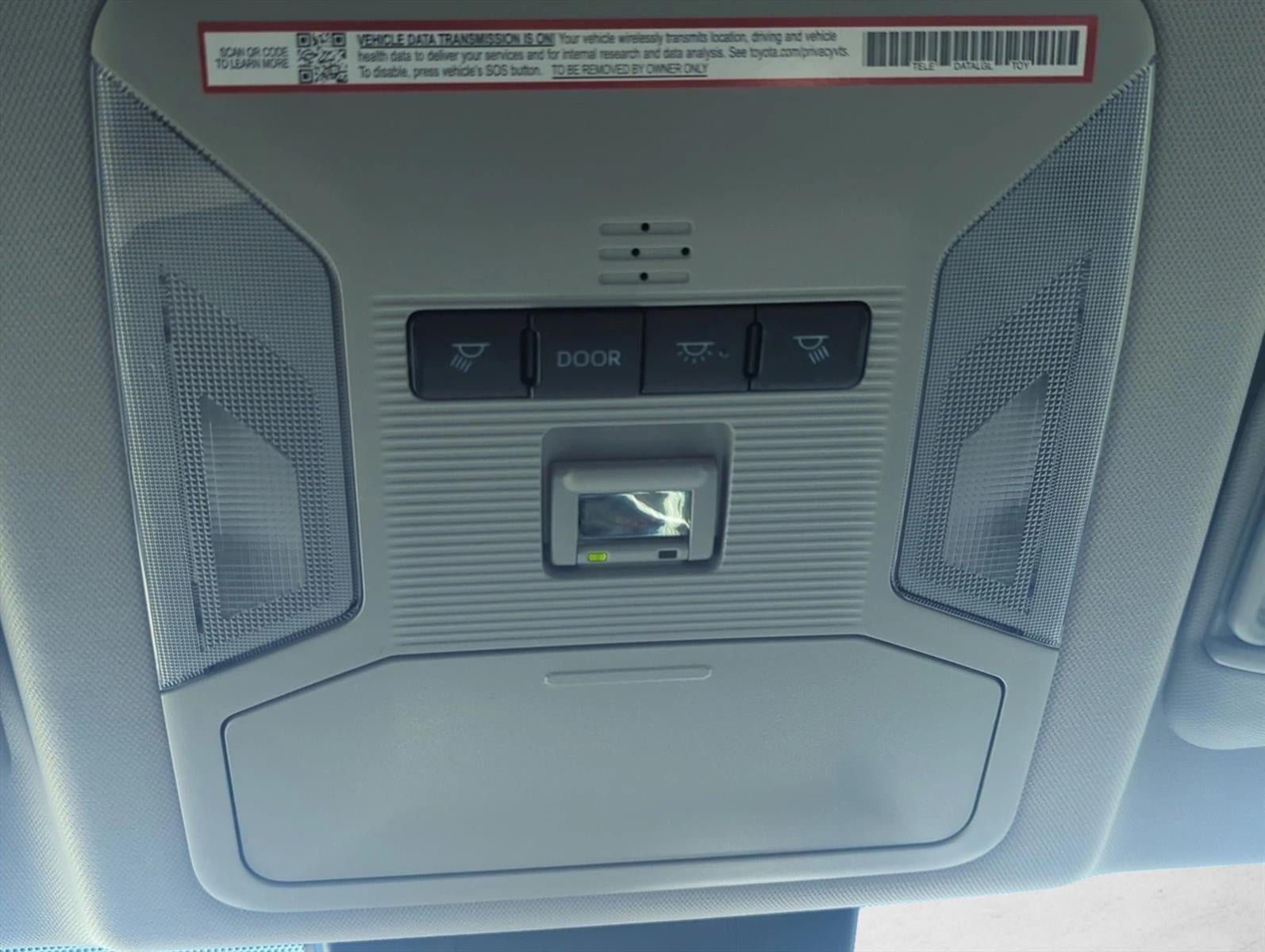 2025 Toyota RAV4 Hybrid XLE AWD (Natl)
