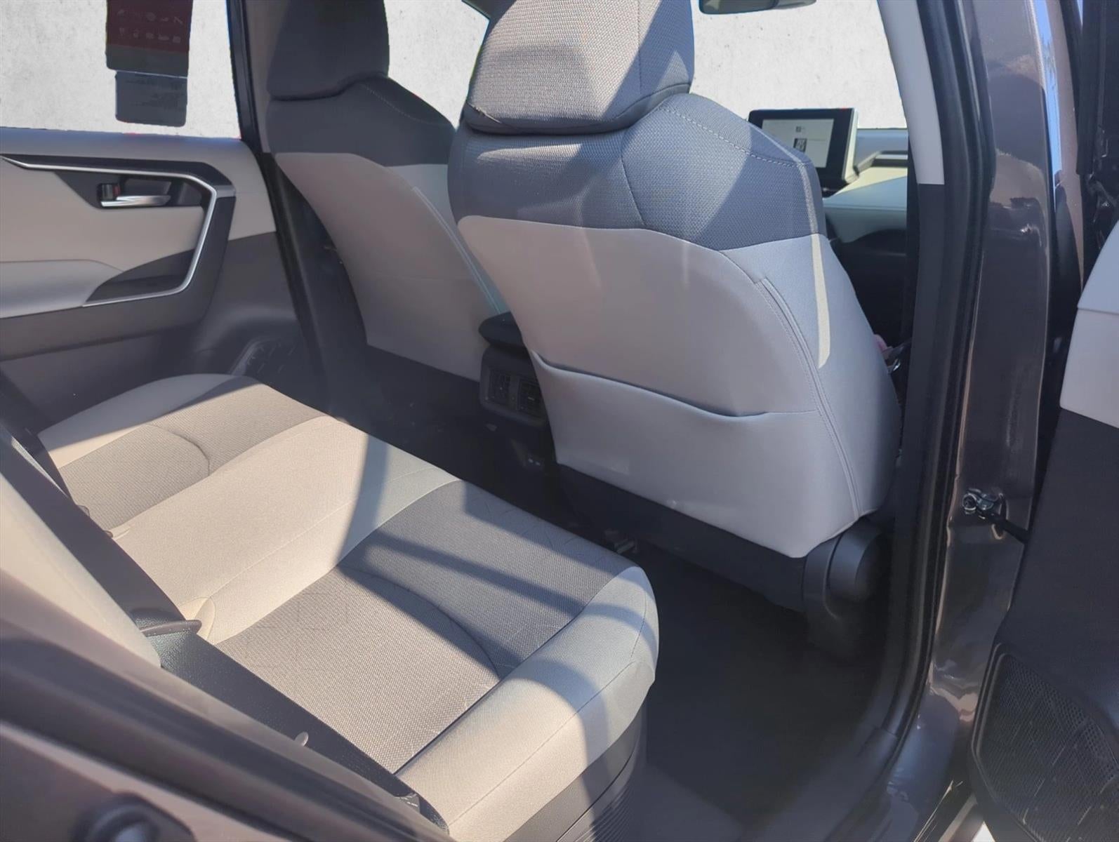 2025 Toyota RAV4 Hybrid XLE AWD (Natl)