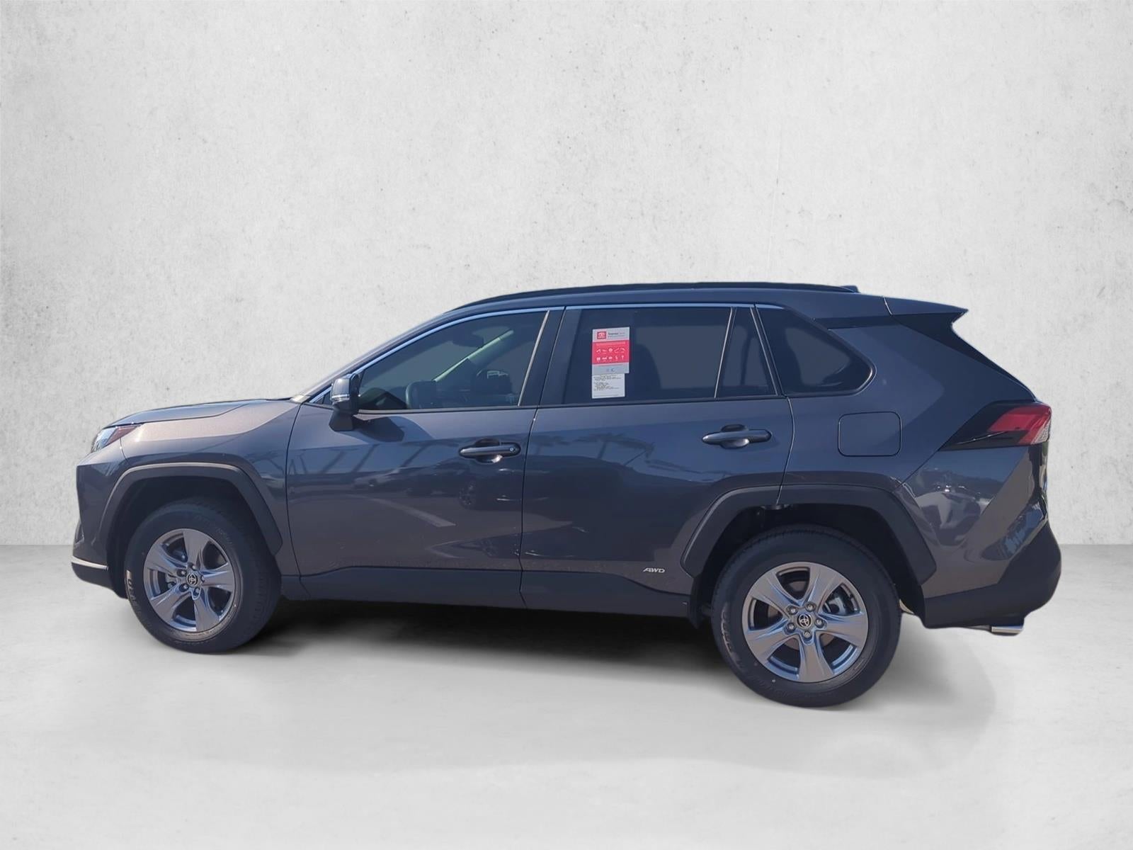 2025 Toyota RAV4 Hybrid XLE AWD (Natl)