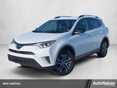 2018 Toyota RAV4 LE FWD (GS)