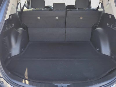 2017 Toyota RAV4 LE FWD (GS)