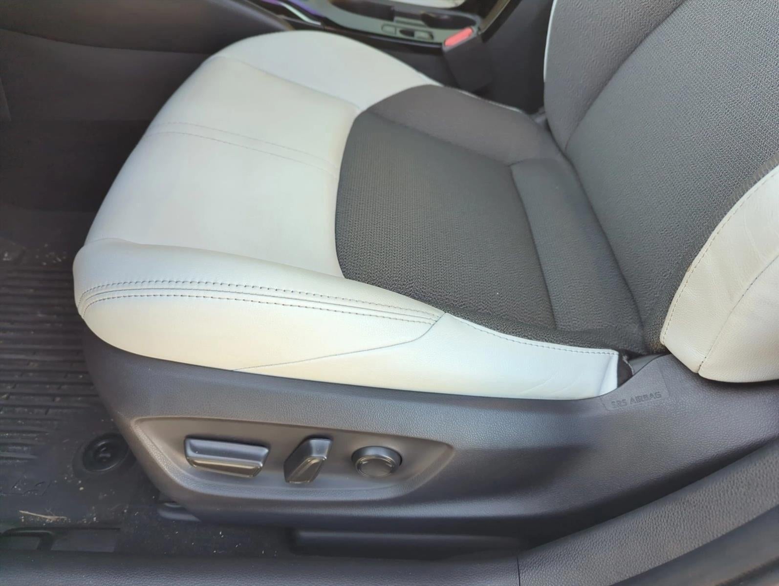 2025 Toyota Corolla Hatchback XSE CVT (Natl)