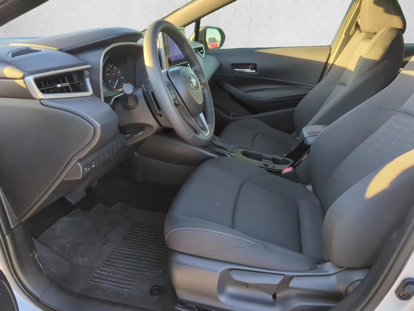 2025 Toyota Corolla Hatchback SE CVT (Natl)