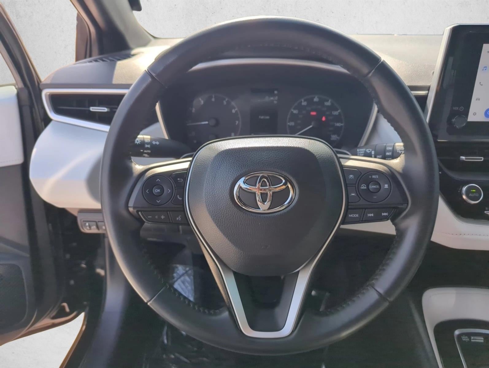 2023 Toyota Corolla Hatchback SE CVT (Natl)