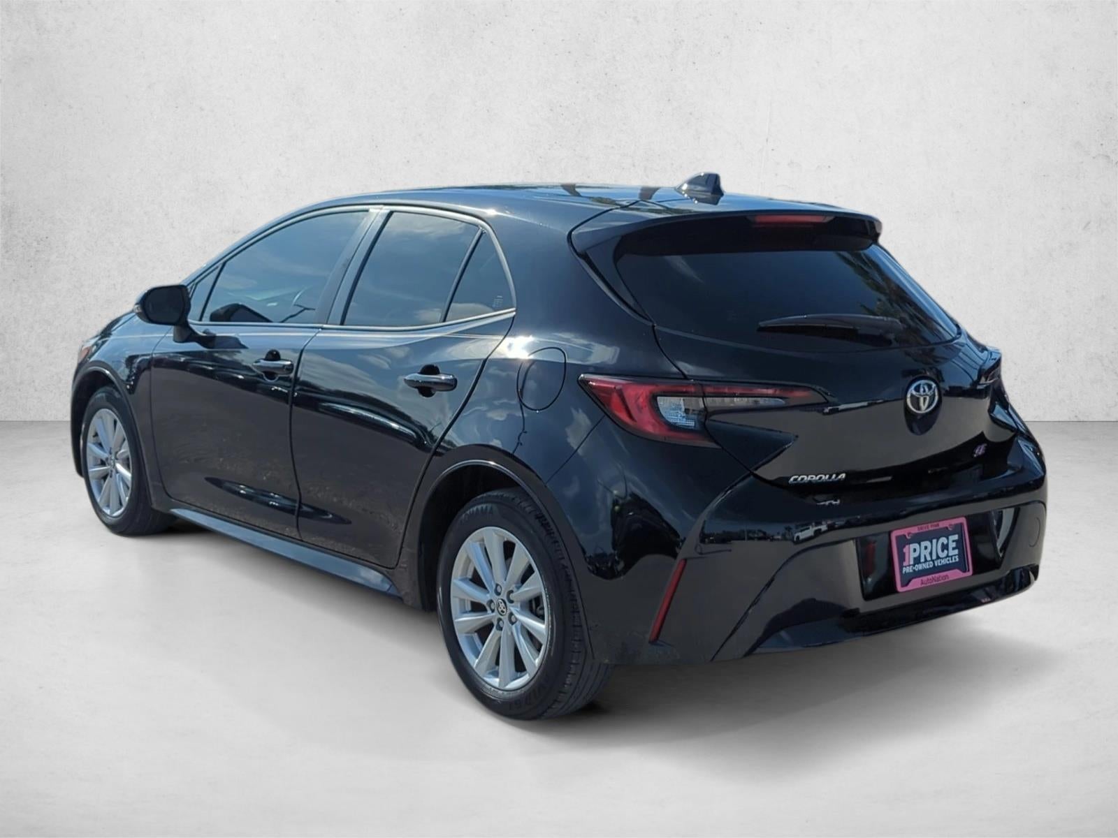 2023 Toyota Corolla Hatchback SE CVT (Natl)