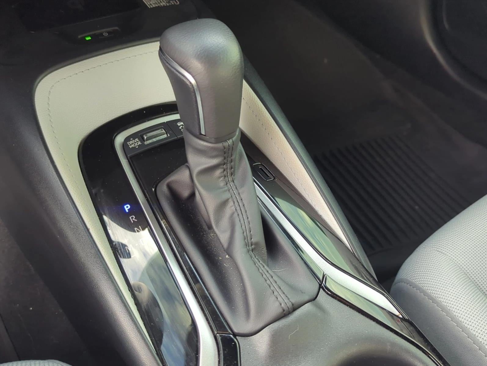2026 Toyota Corolla Hatchback SE CVT (Natl)