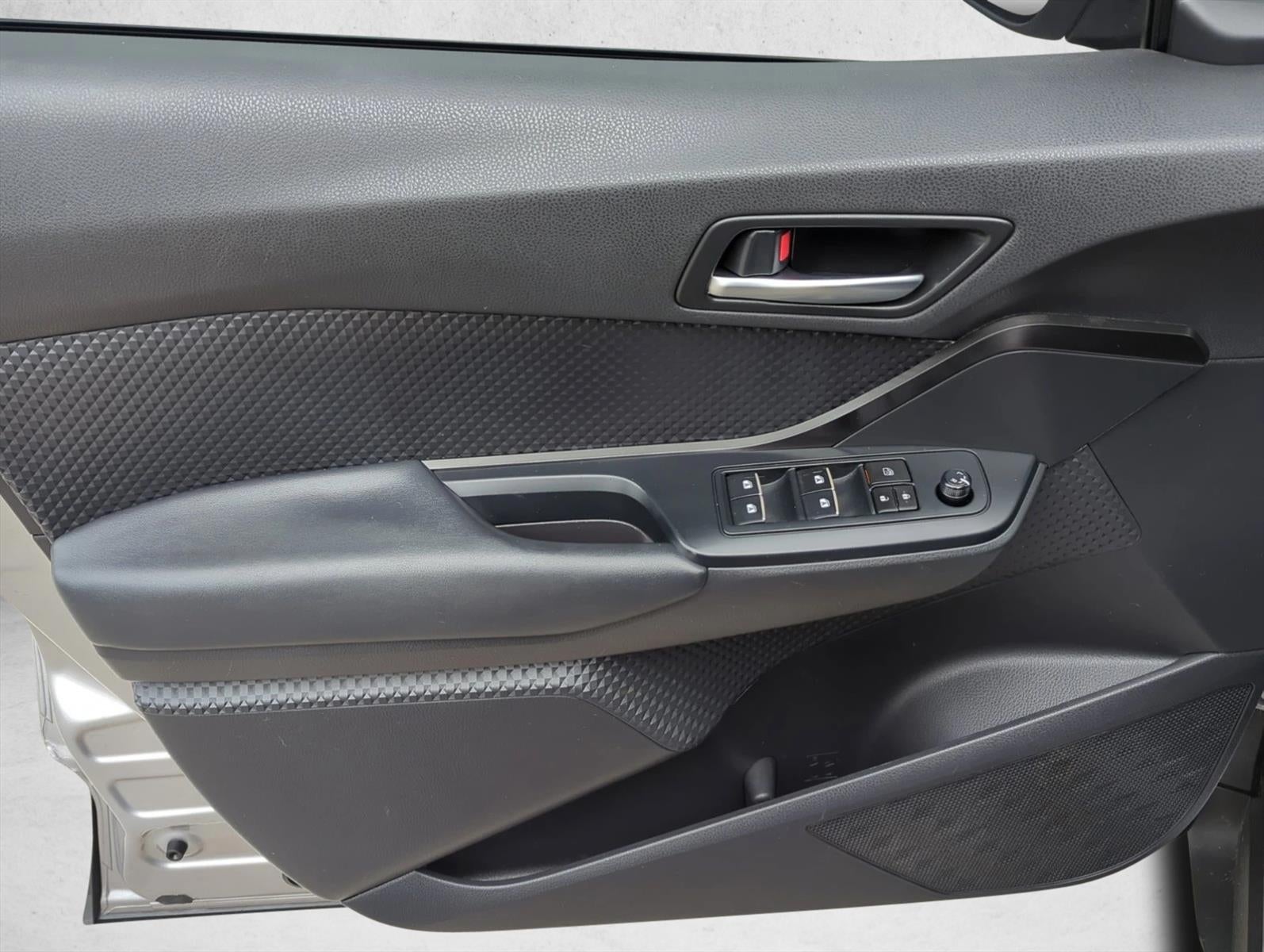 2018 Toyota C-HR XLE FWD (Natl)