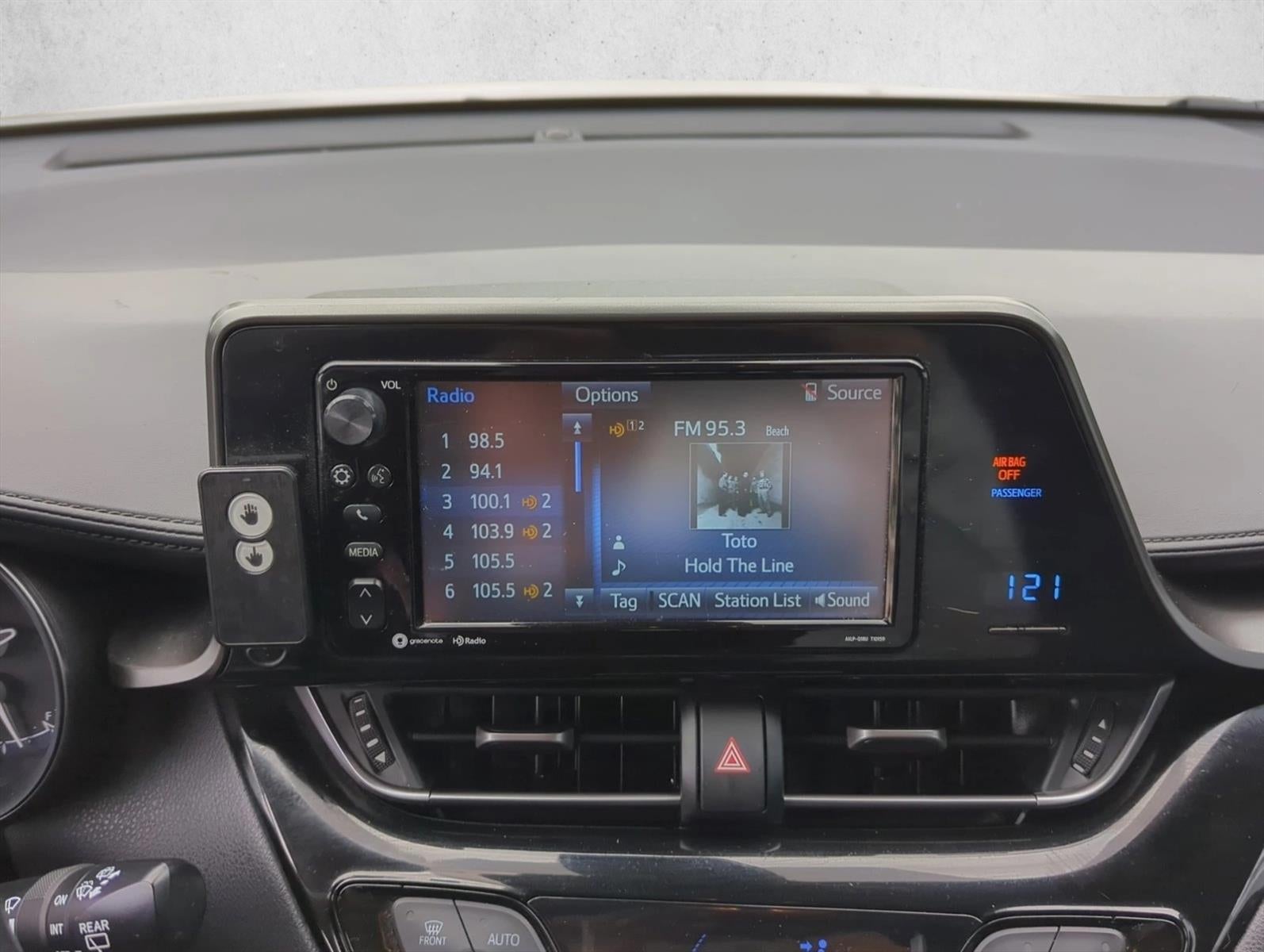 2018 Toyota C-HR XLE FWD (Natl)