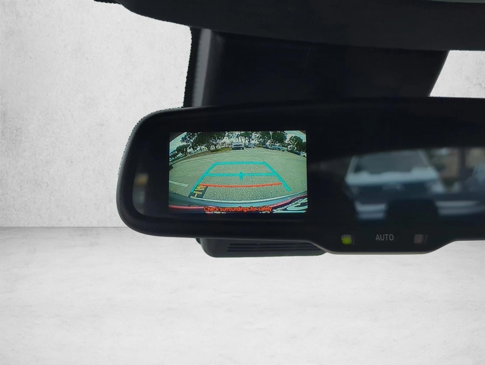 2018 Toyota C-HR XLE FWD (Natl)