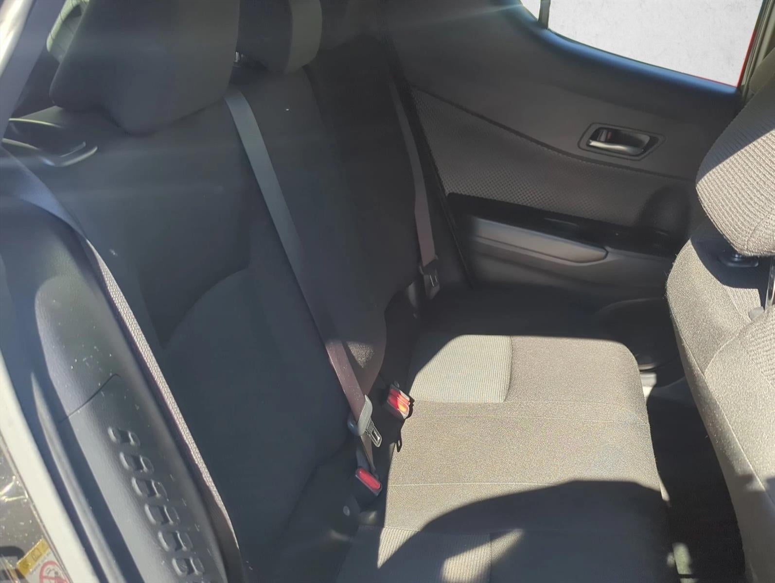 2019 Toyota C-HR LE FWD (Natl)