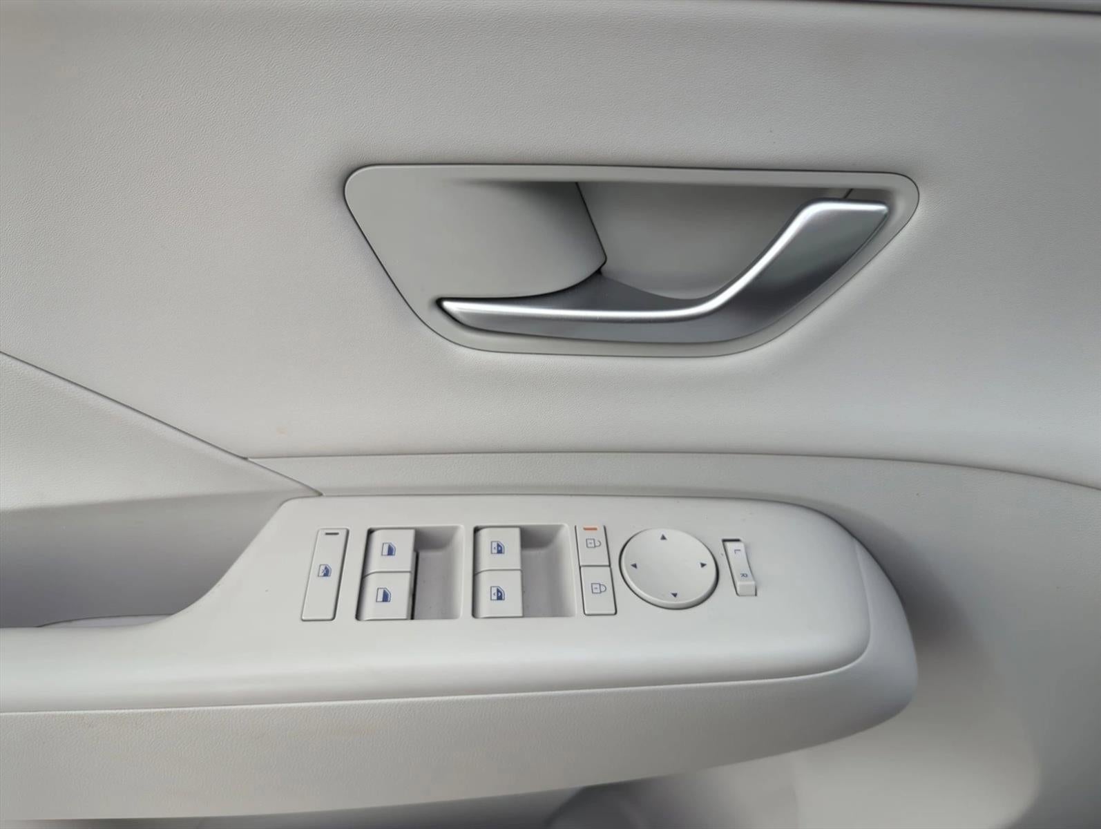 2024 Hyundai KONA Limited FWD