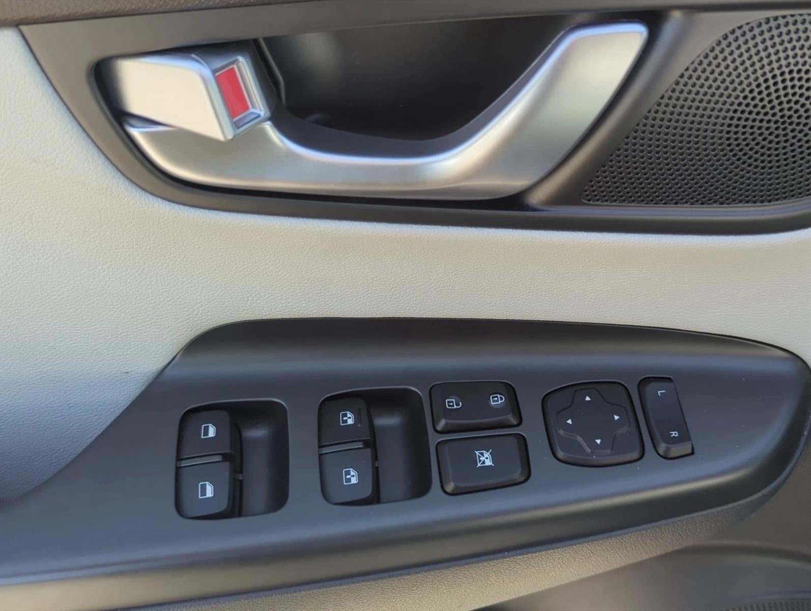 2022 Hyundai KONA Limited DCT FWD