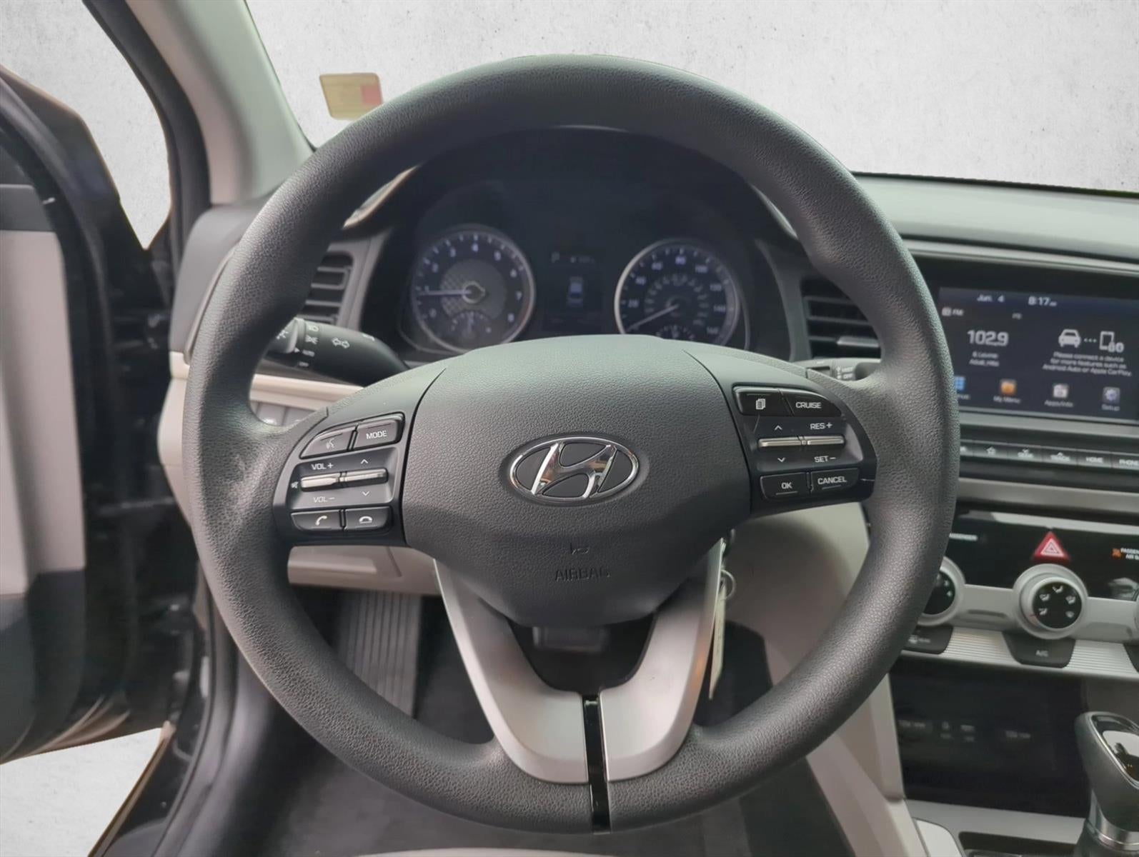 2019 Hyundai ELANTRA SEL Auto