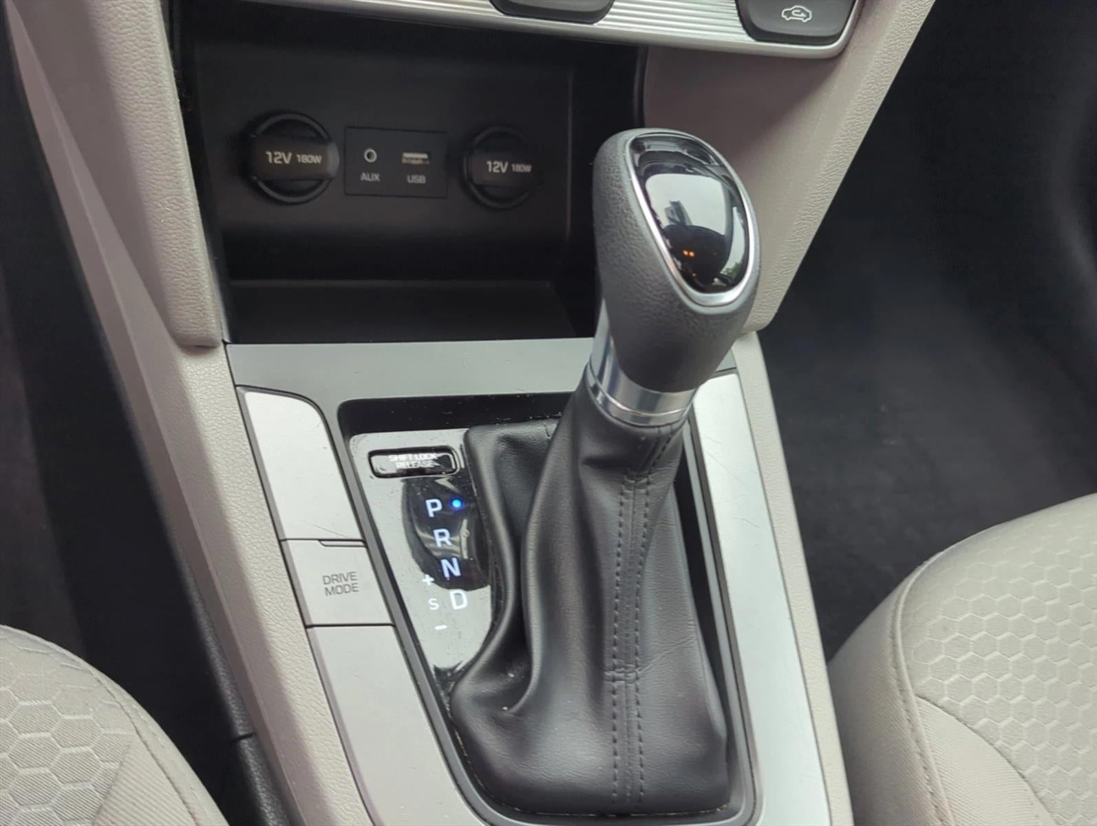 2019 Hyundai ELANTRA SEL Auto