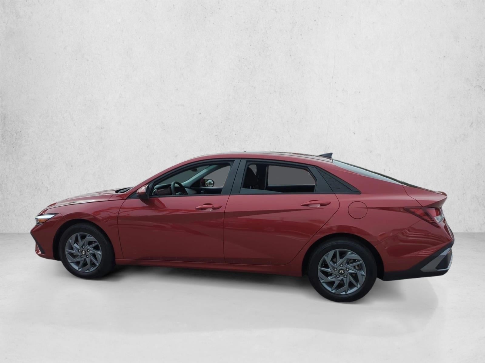 2024 Hyundai ELANTRA SEL IVT