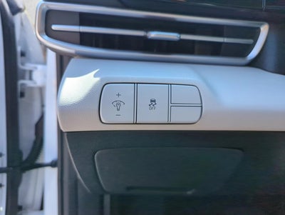 2024 Hyundai ELANTRA Limited IVT