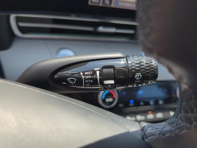 2024 Hyundai ELANTRA Limited IVT