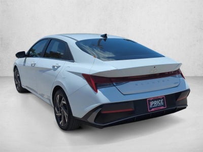 2024 Hyundai ELANTRA Limited IVT